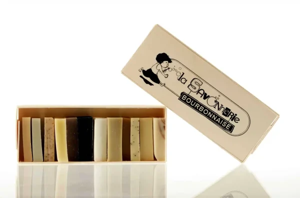 Auvergne-HDG-Packshot-Boite-de-savon